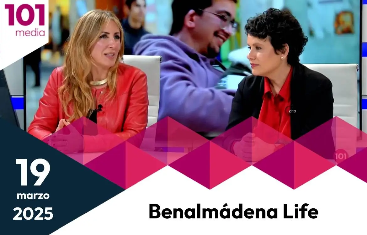 Loles López, psicóloga y Susana del Cid, trabajadora social de la Fundación Hospitalarias Málaga en Benalmádena Life