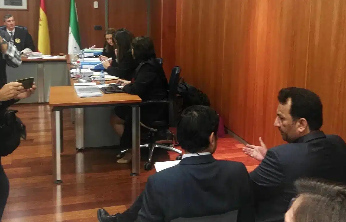 La Fiscalía de Málaga apoya la petición de Bluebay de detención europea de Al-Thani